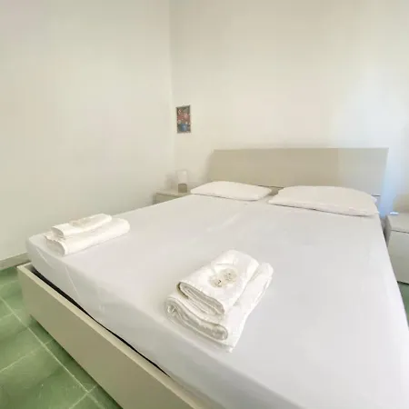 Lungomare Apartament Lido *
