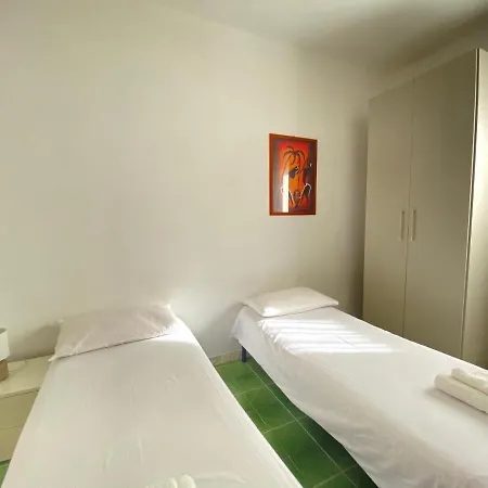 Lungomare Apartament Lido *
