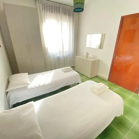 Lungomare Apartament Lido *