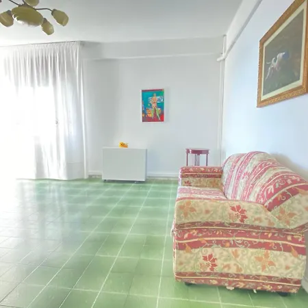 Lungomare Apartament Lido Apartment